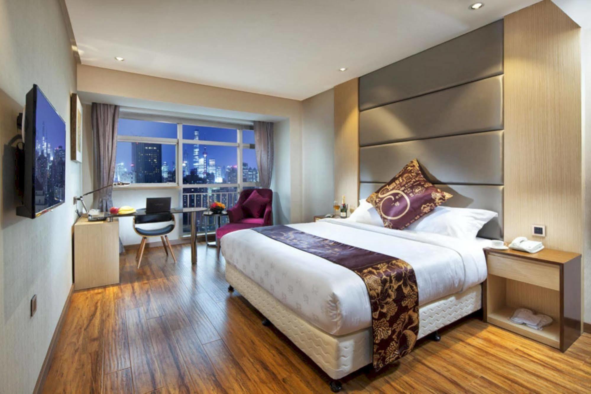 Kingtown Hongkou Shanghai Bagian luar foto