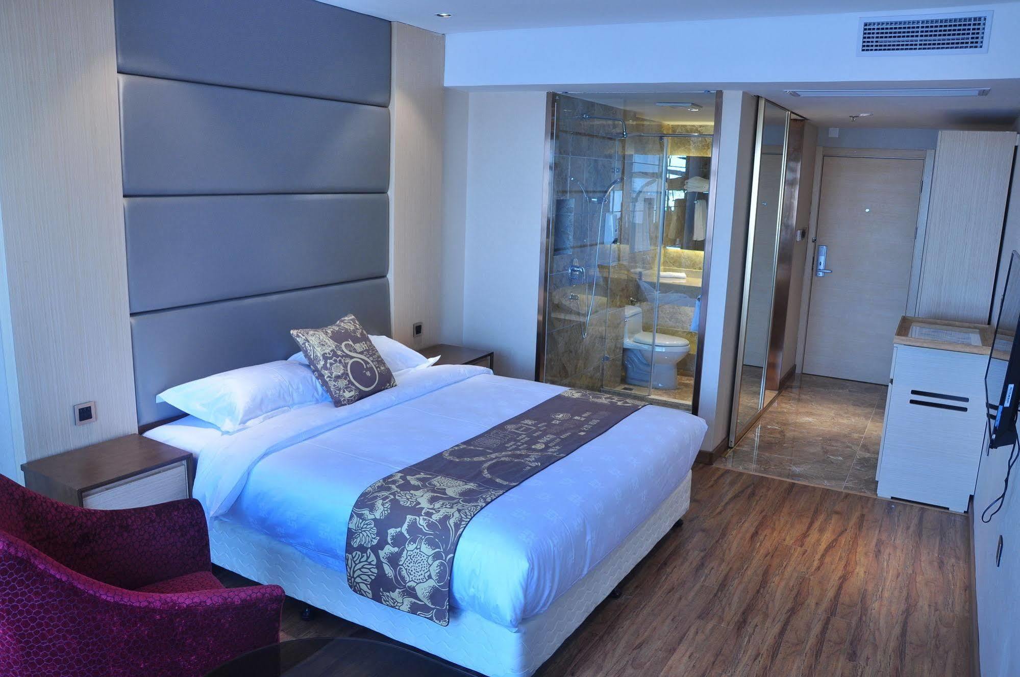 Kingtown Hongkou Shanghai Ruang foto