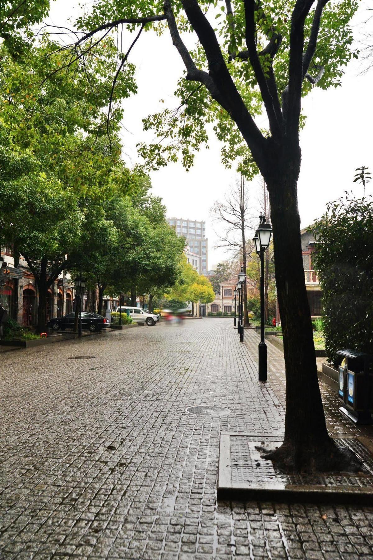 Kingtown Hongkou Shanghai Bagian luar foto